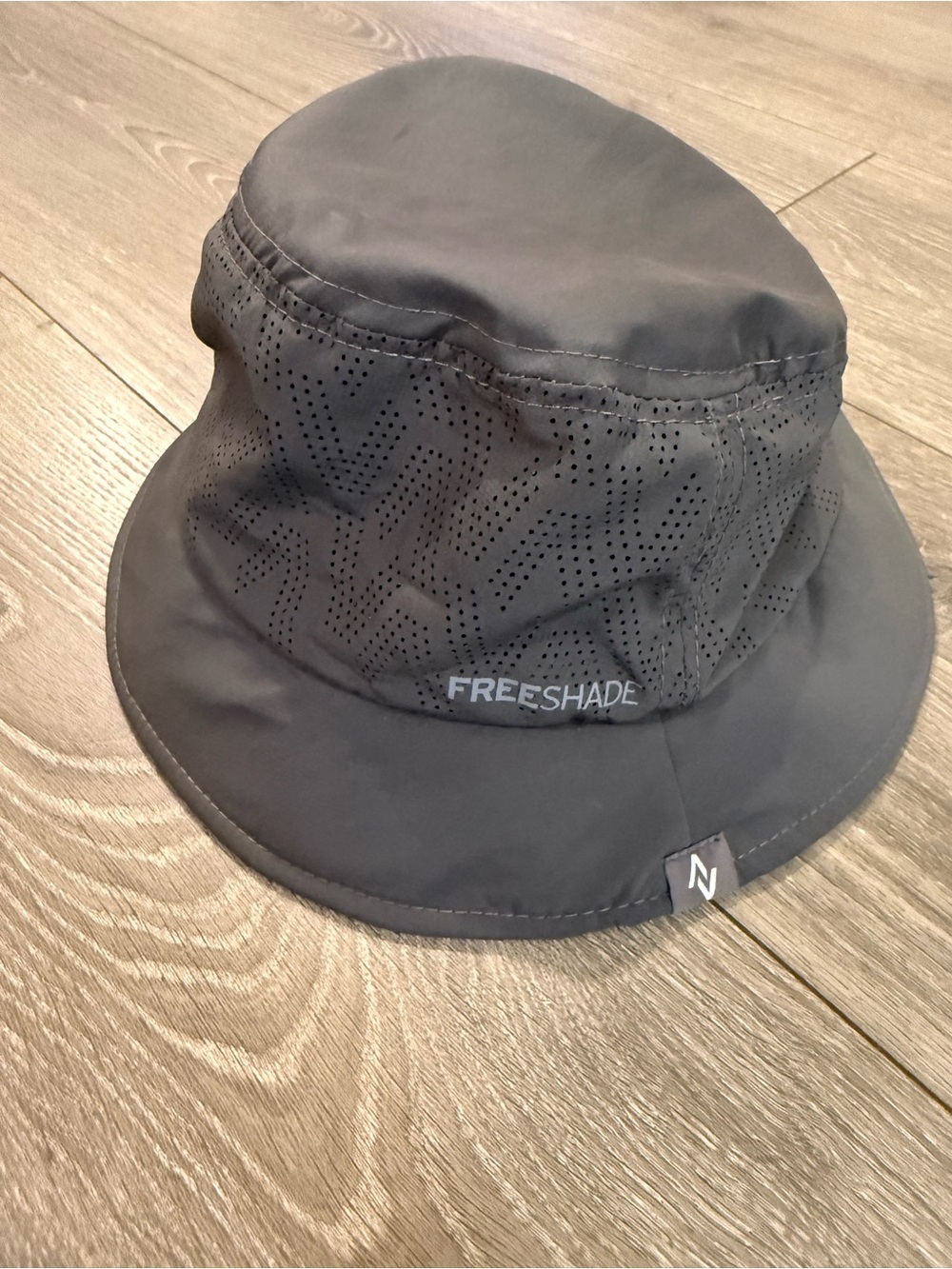 Eddie Bauer FreeShade Gray Performance Bucket Sun Hat S/M Ventilated